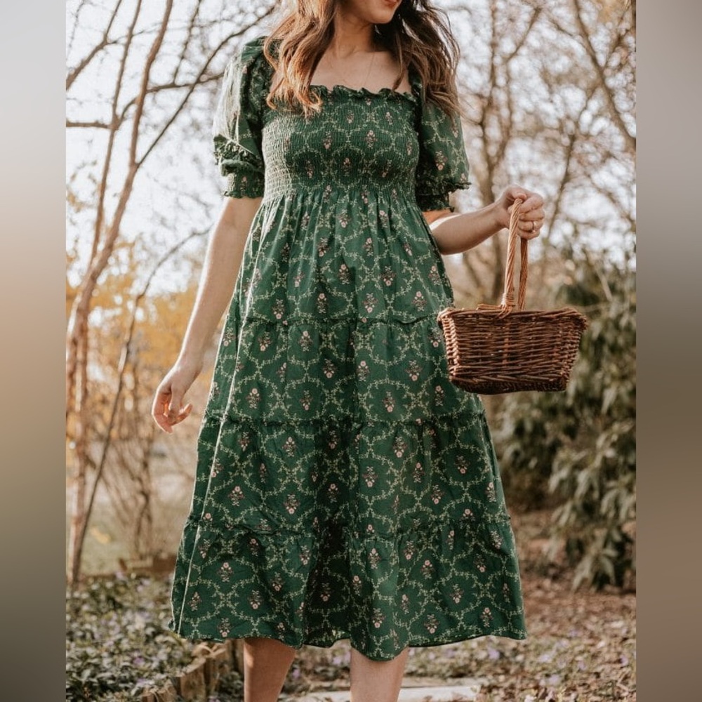 Hill House Nesli Nap Dress in Emerald Trellis